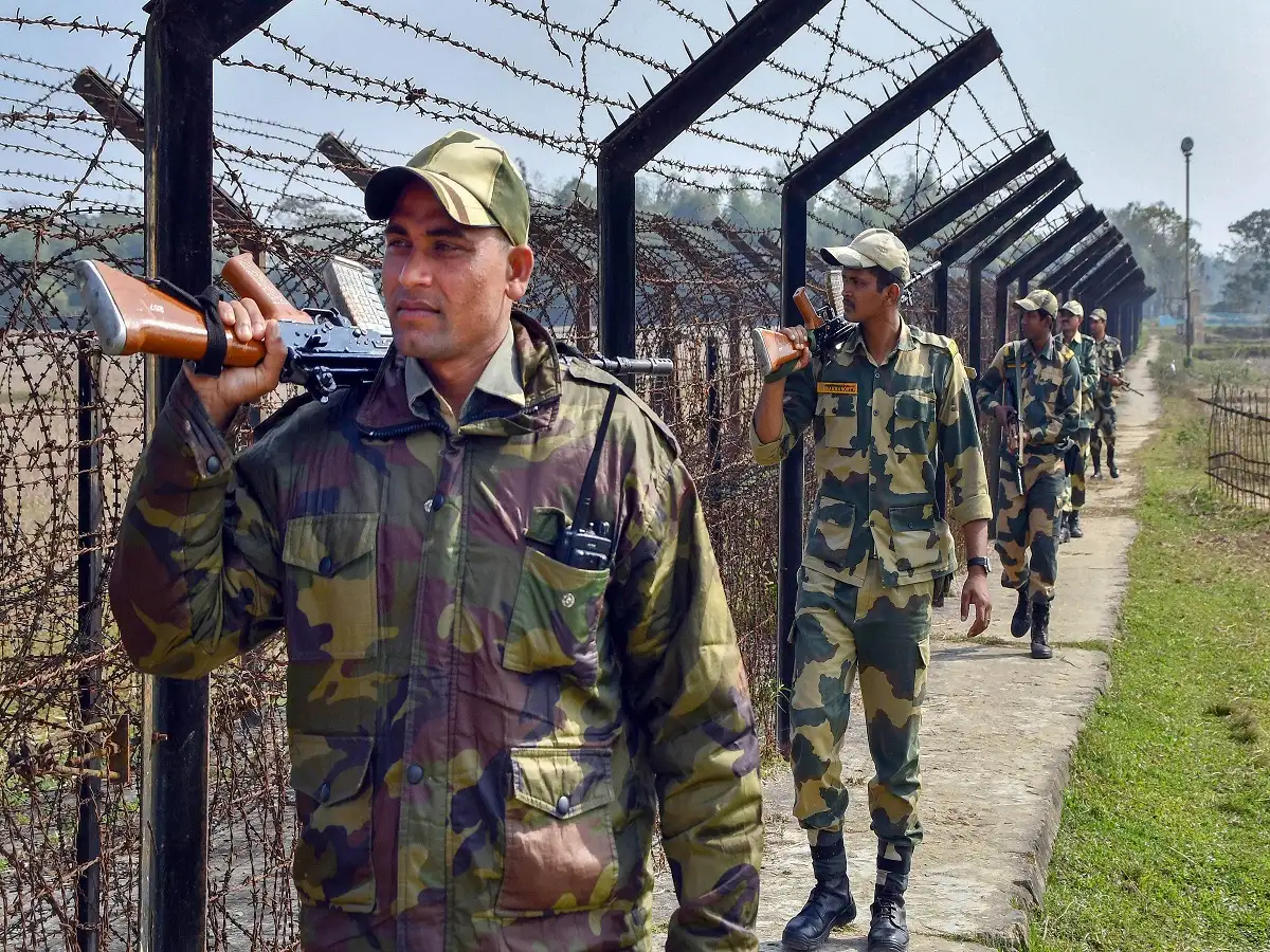 Issues related to illegal, forcible border crossings discuss