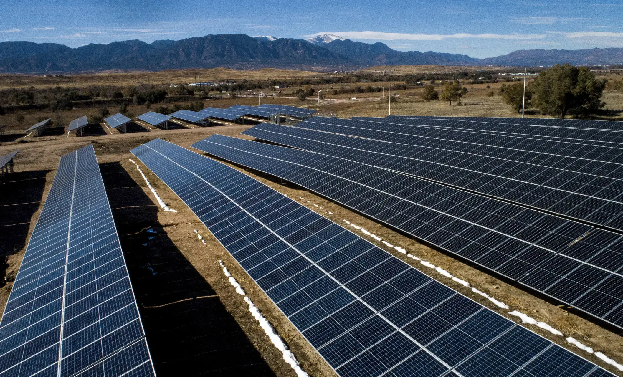 Waaree Renewable acquires 55% stake in Associated Power Structures for Rs 1,225 cr