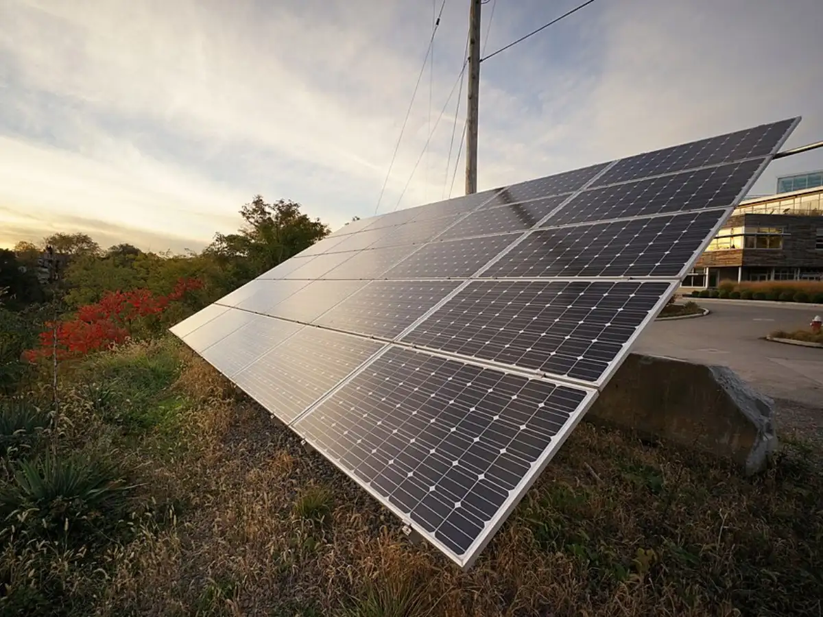 Govt targets solar, hydrogen components to cut import dependence