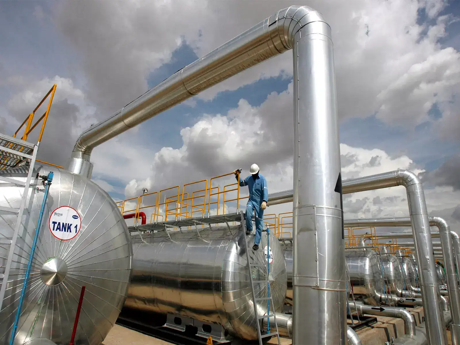 India's Russian oil imports to hit record high in June, data shows