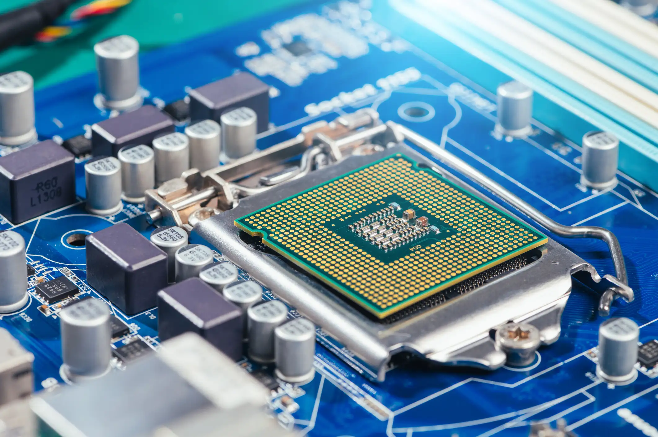 MiPhi bets on memory products shortage to expand auto, electronics business in India