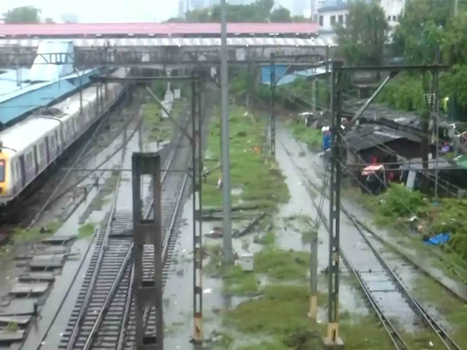 Mumbai-Pune train services suspended as heavy rain triggers landslides in Karjat-Lonavala section