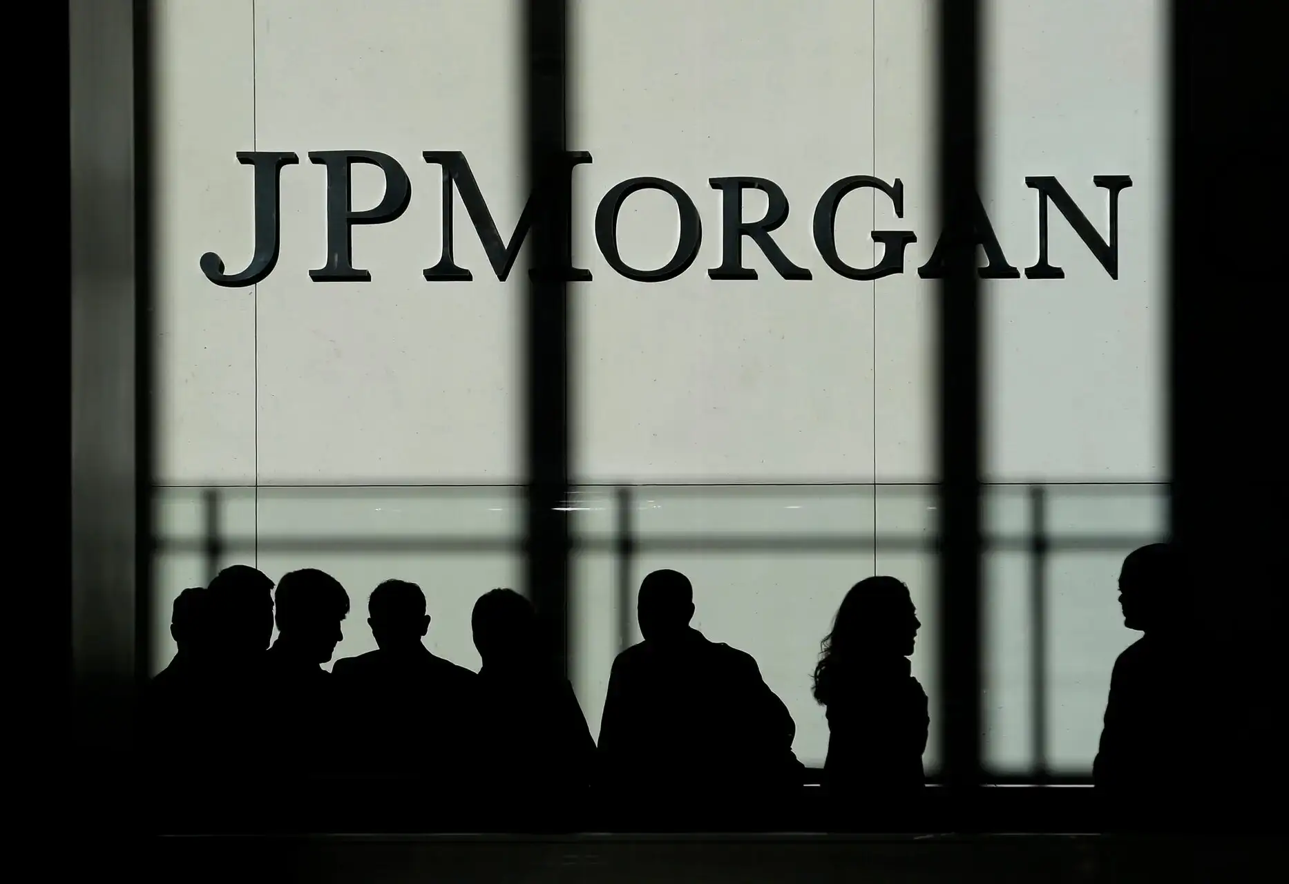 Dimon-led JPMorgan poised to become world's first $1 trillion bank