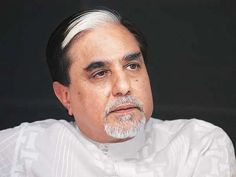 Sebi bans Zee's Subhash Chandra, Punit Goenka from markets for a year