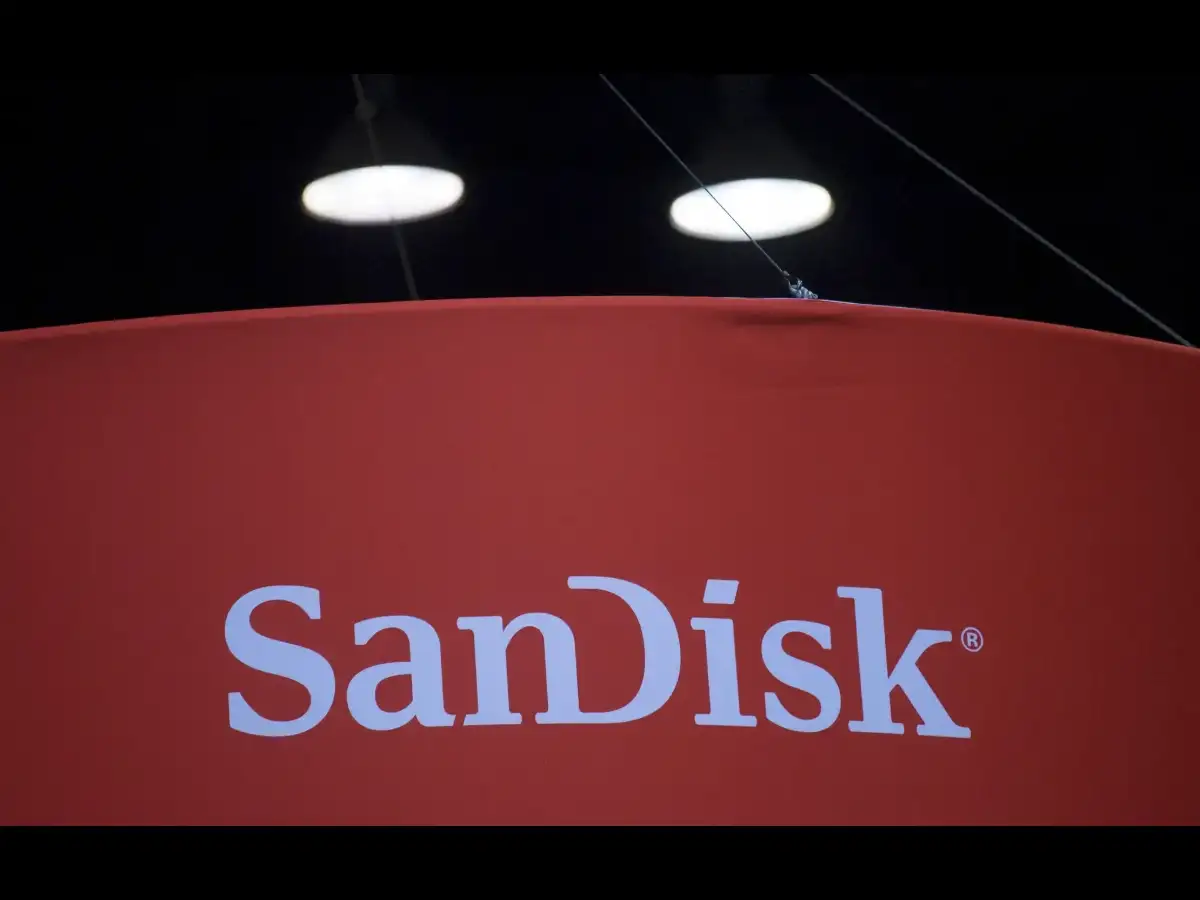 Sandisk forecasts upbeat quarterly revenue on AI-driven demand