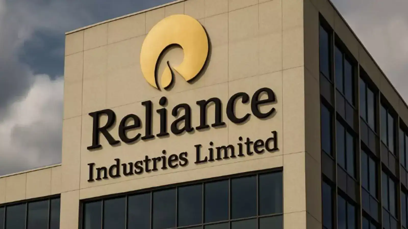 RIL, SBI shares rally up to 3.5% on heavy volumes as heavyweights lead charge