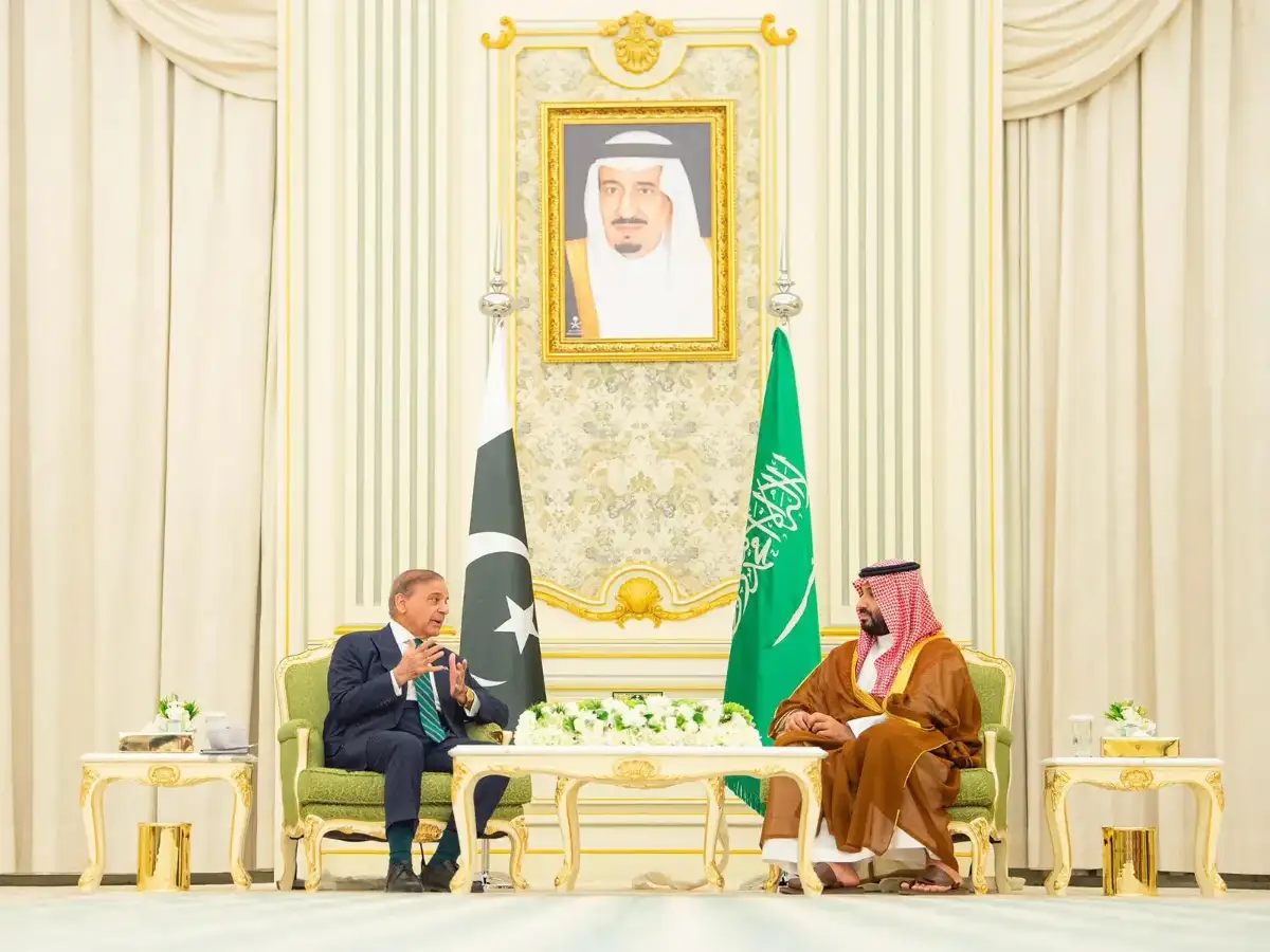Saudi Arabia, Turkey and Pakistan sign joint defence deal amid regional turmoil