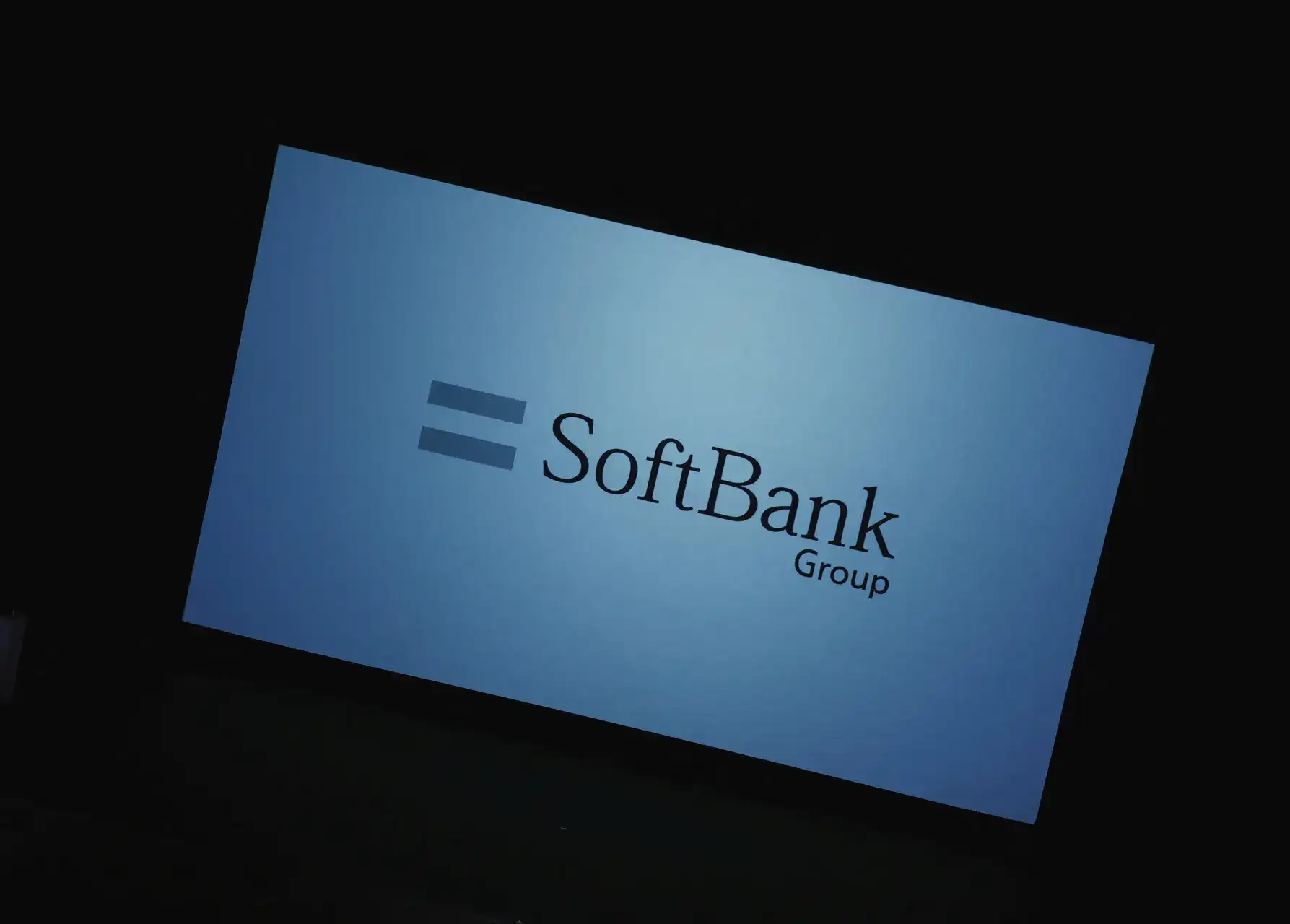 SoftBank plans $6.29 billion corporate bond issuance amid AI fundraising boom