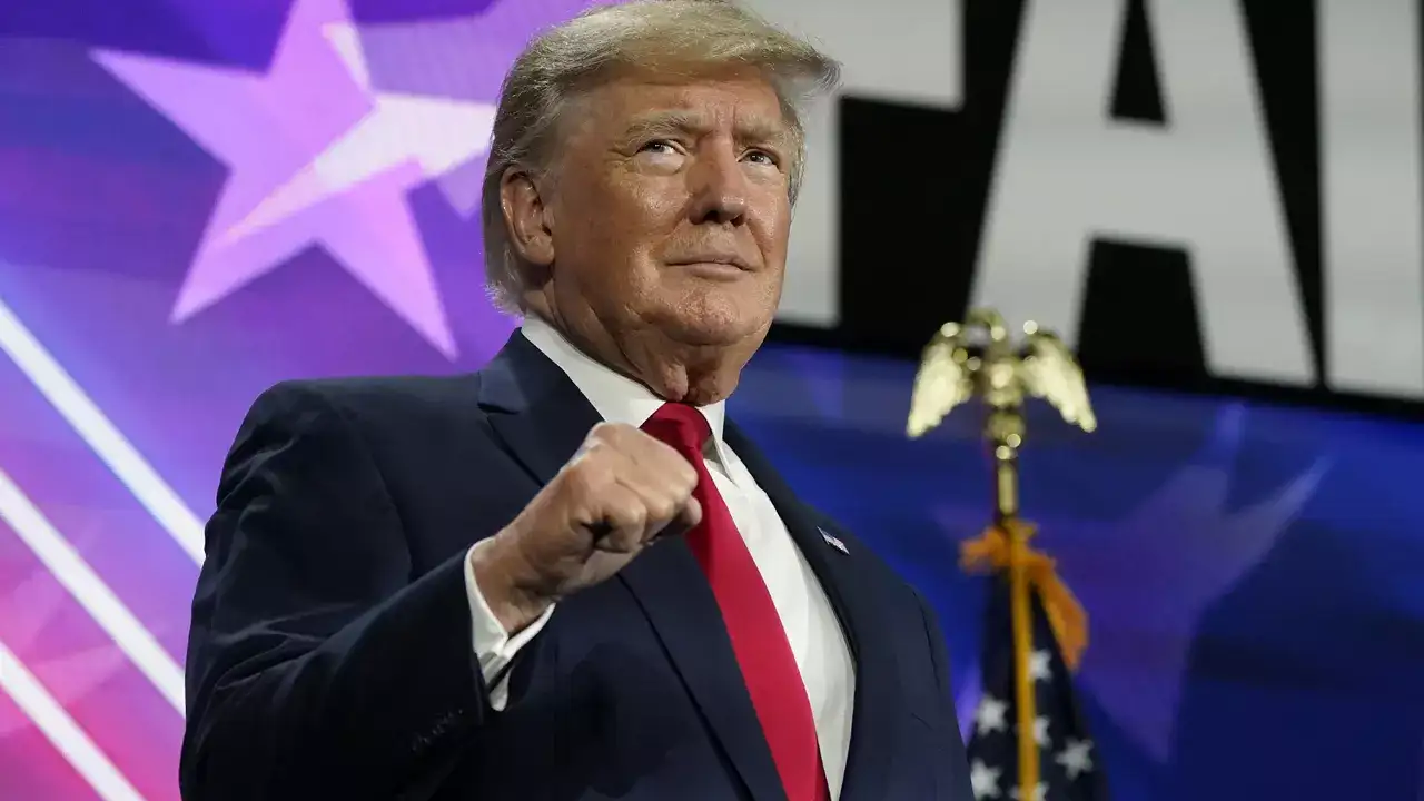 Trump vs Michael Burry: US Prez buys shares of Warren Buffett's firm but 'Big Short' investor feels it's not an attractive bet