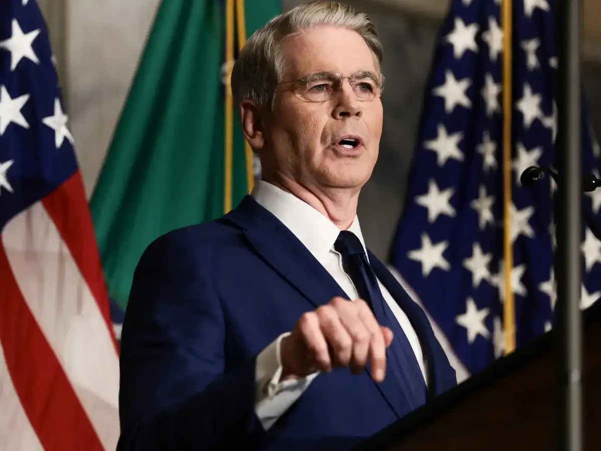 'Economic D-Day': US announces expansion of sanctions on Iran