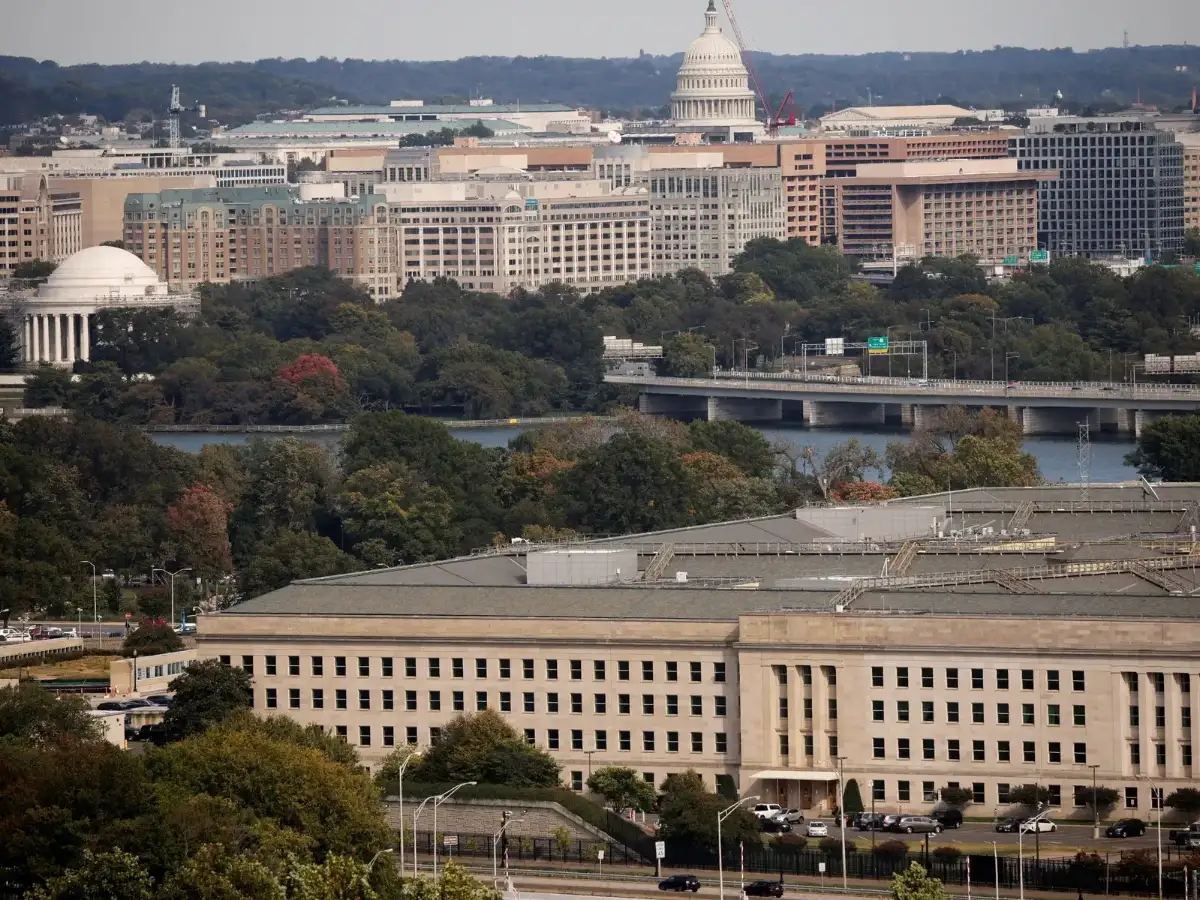 Pentagon's NATO review preparing...