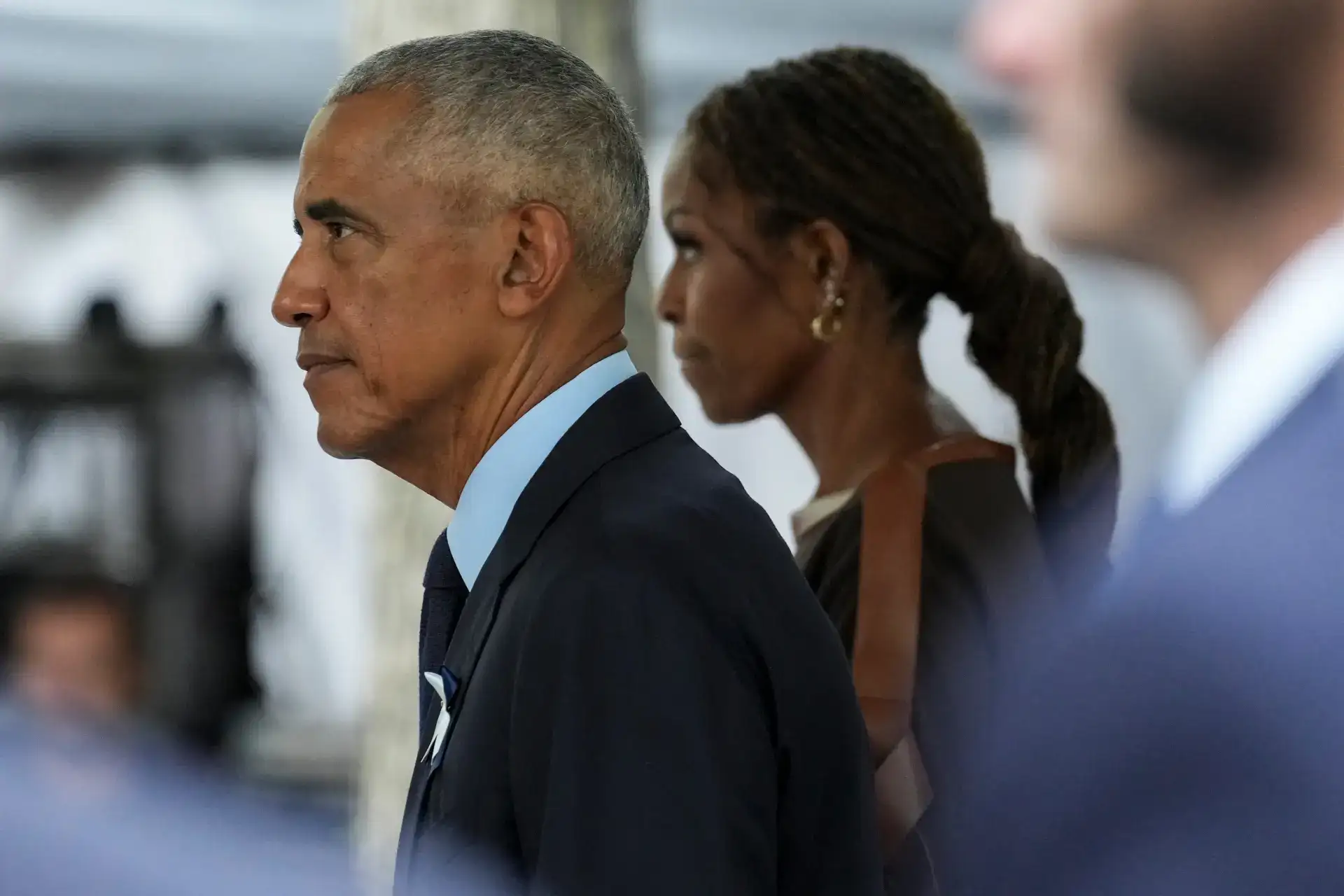Obama voices caution on AI, urges Democrats to tackle it: NYT