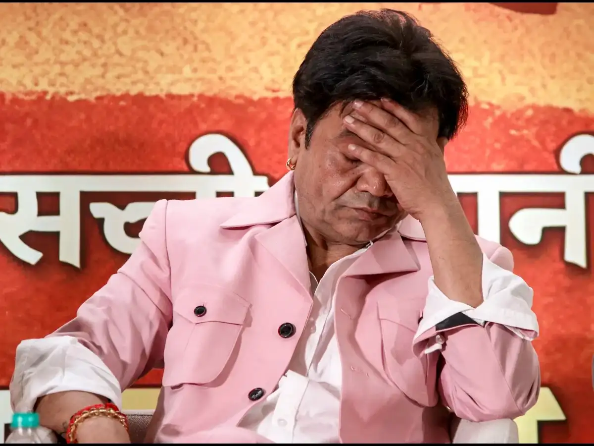 Cheque-bounce cases: SC gives Rajpal Yadav last chance of two weeks to deposit Rs 2 crore 