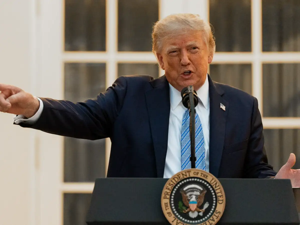 Trump says he will ban CNN, MS NOW and Politico from the White House 