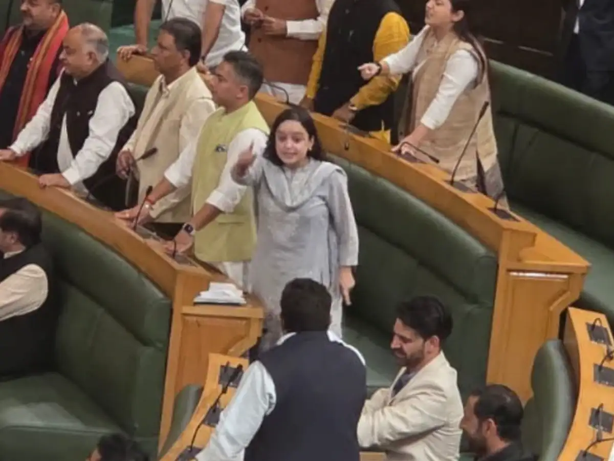 Abdullah vs Hari Singh holiday row hits J&amp;K House, highway curbs add to tensions 