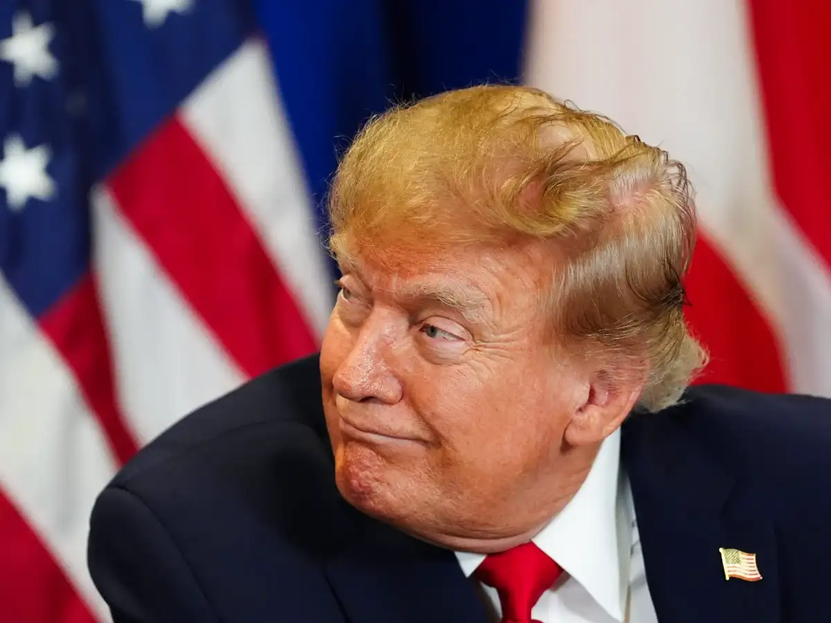 Republicans seek distance from Trump as US midterms loom 