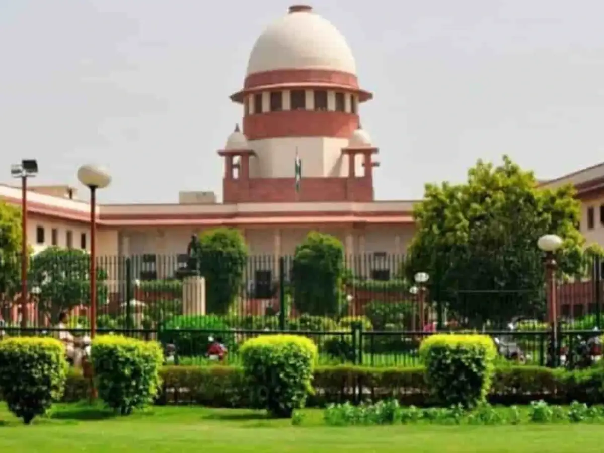 SC modifies its order, stays strictures passed by Allahabad HC against Noida DM 