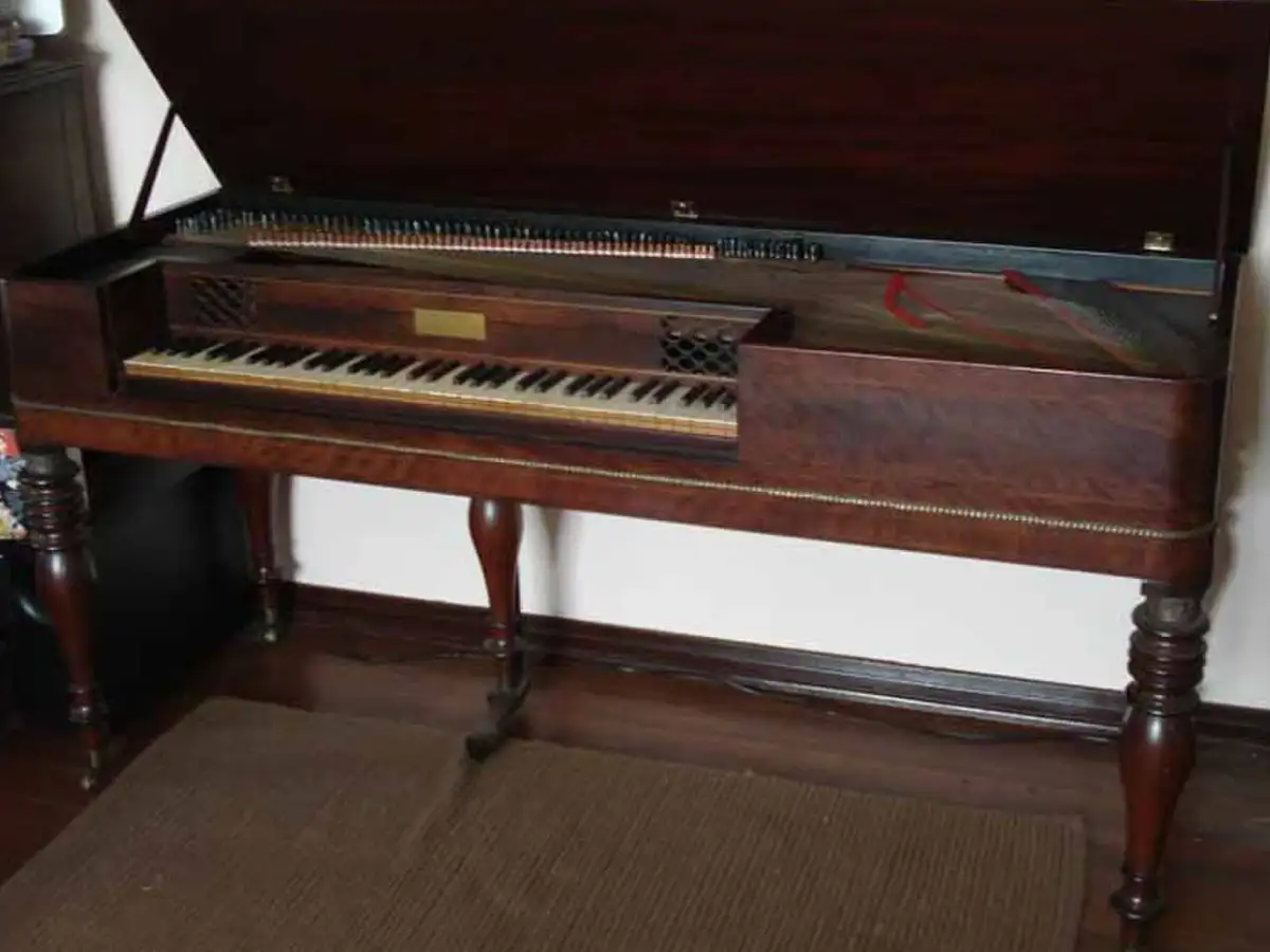 In 1825, Boston piano maker Alpheus Babcock replaced part of the wooden frame with one piece of iron; the change let pianos become louder and more powerful 