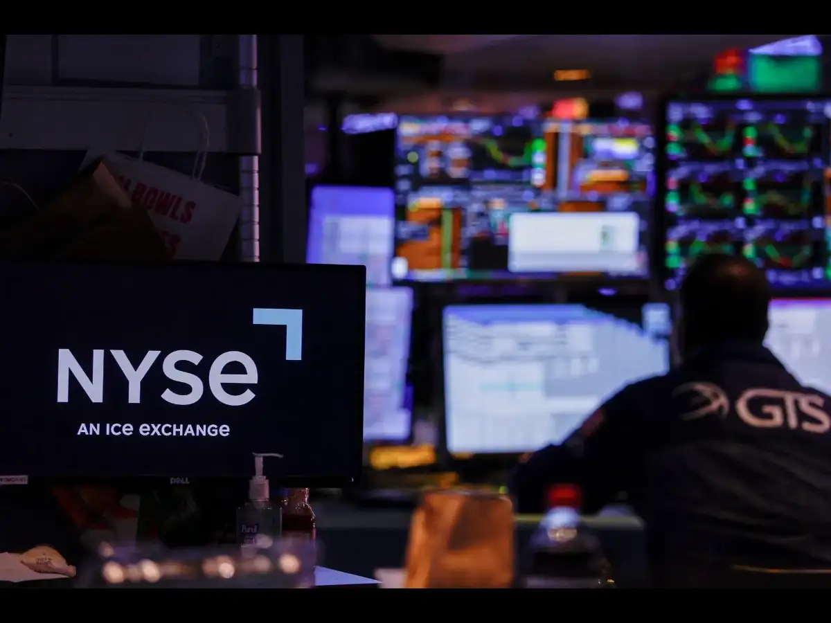 MongoDB stocks crash at Nasdaq: In 2025, MDB share price jumped over 30 per cent, one year later company stocks suffer Wall Street's biggest losses after Meta's latest recruitment move 