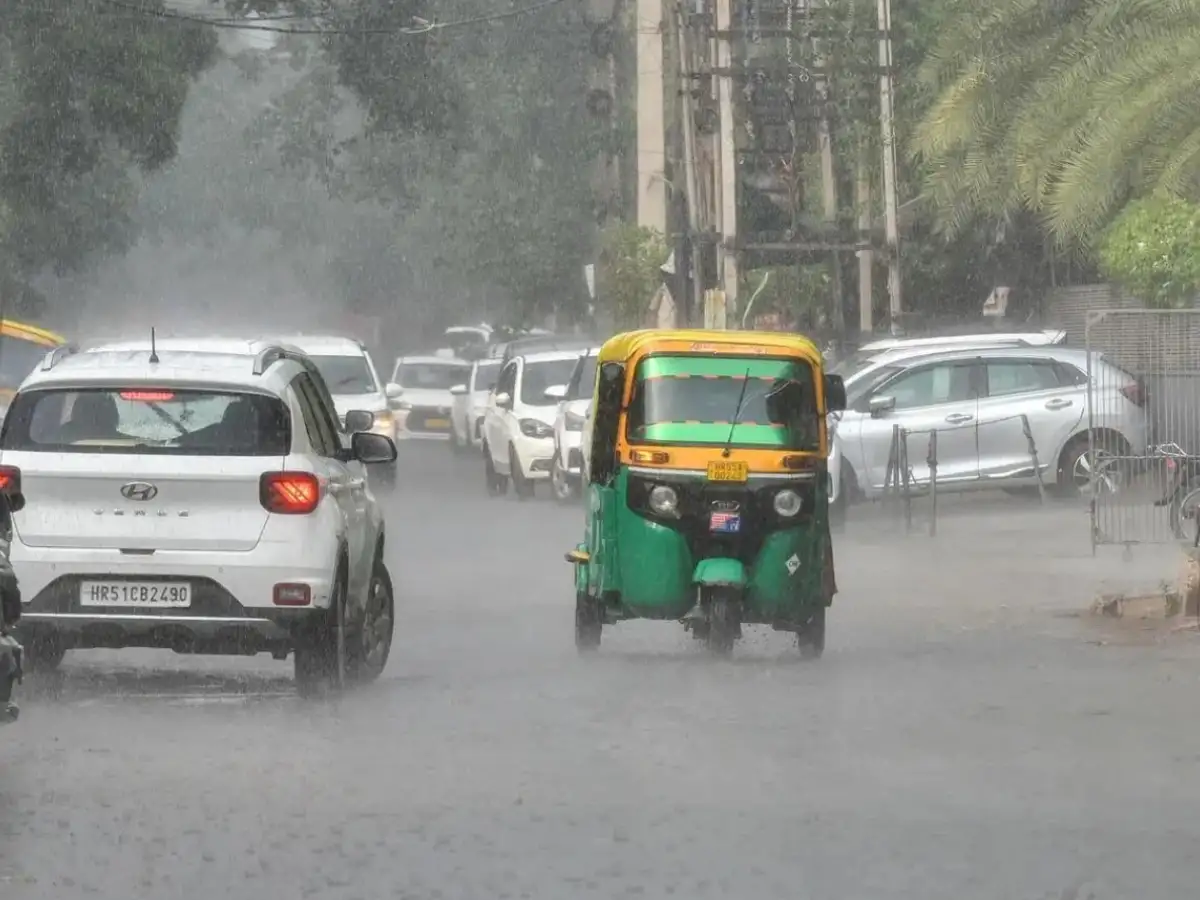 Bengaluru weather today: City sees waterlogging; Will it rain more? Check latest IMD update 