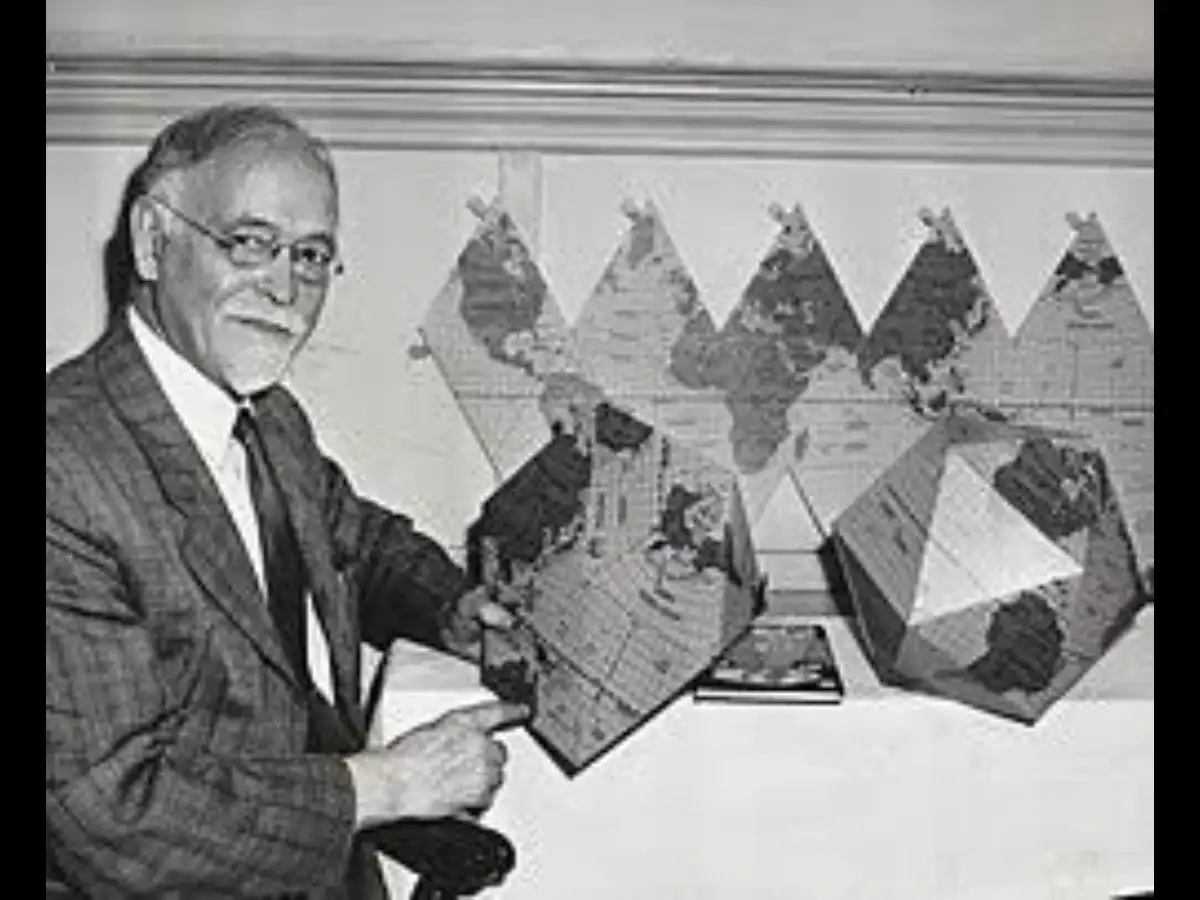 Quote of the day by Irving Fisher: "A chief cause of crises, panics, runs on banks, etc., is that risks are not independently reckoned, but are a mere matter of imitation. A crisis is a time of general and forced liquidation"