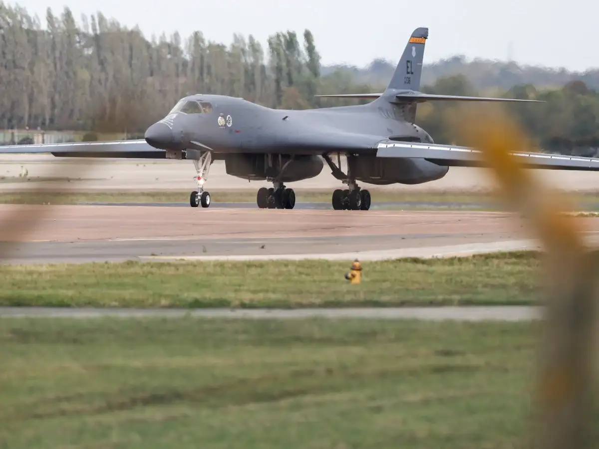 No explosives found in UK airbase probe 