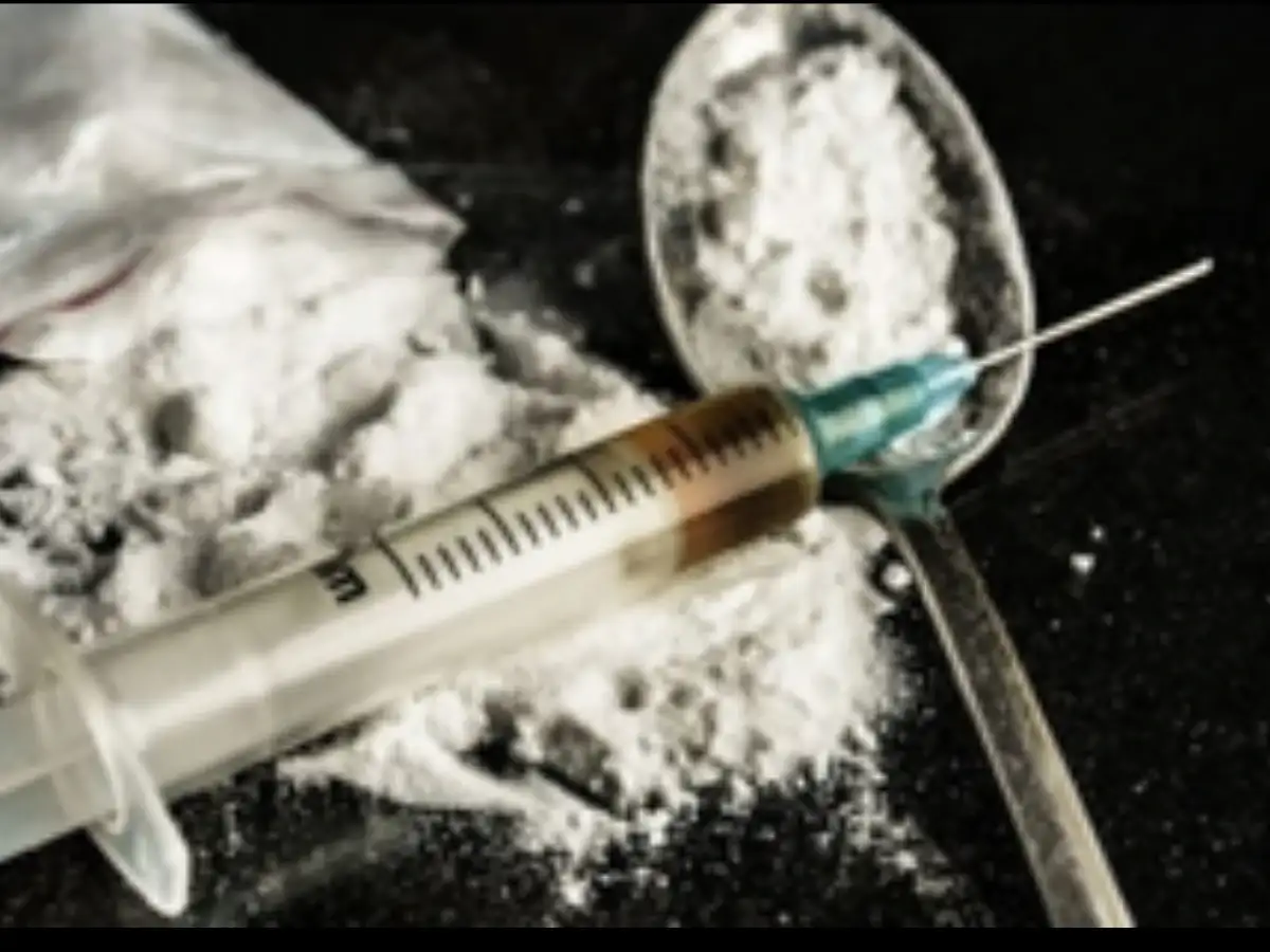Rs 3,000 crore drugs seized from Iranian boat in Arabian Sea; 5 Pak nationals detained 