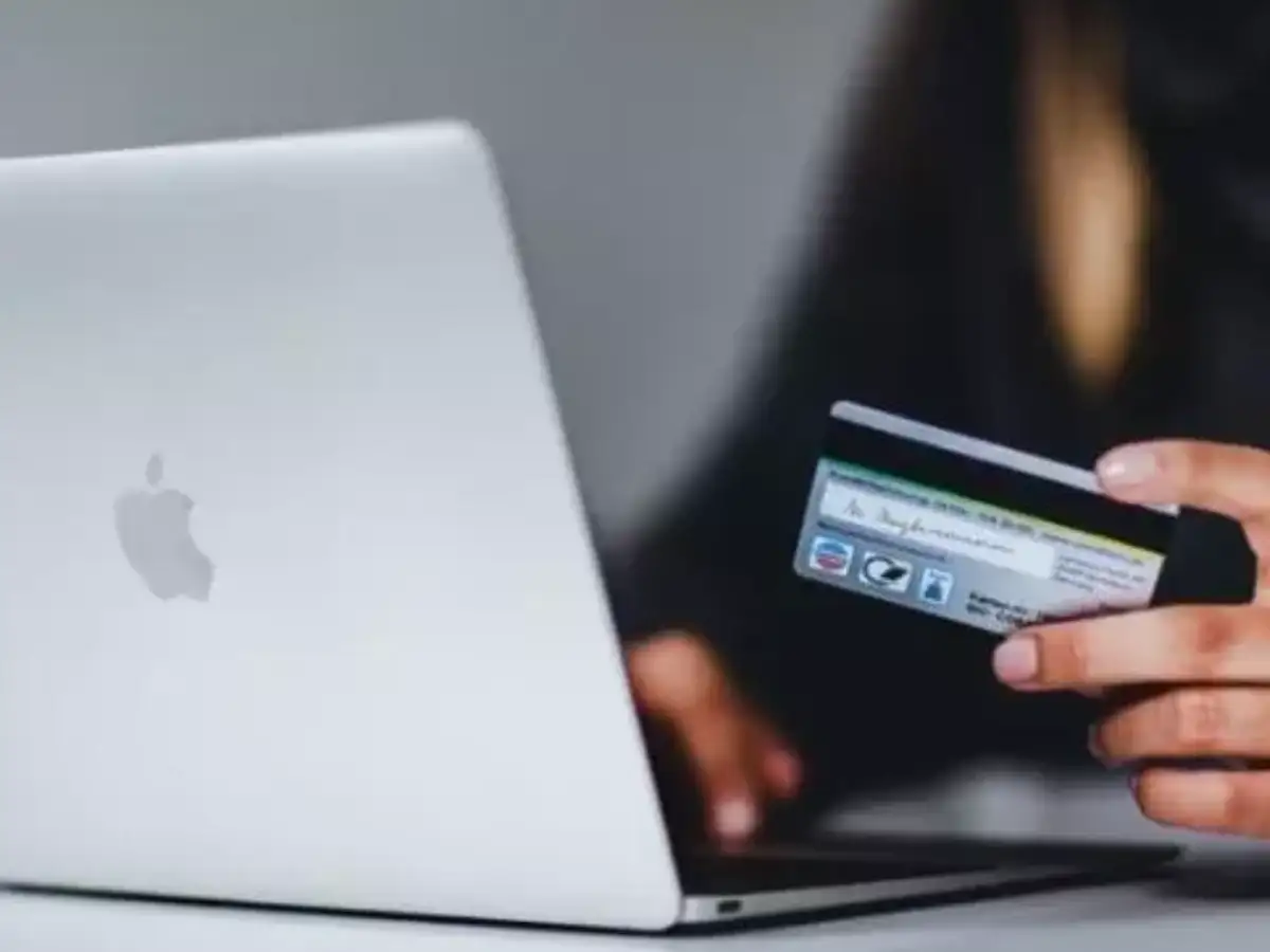 Claude, New Yorker, Bandcamp: RBI rules leave international card payments in grey area