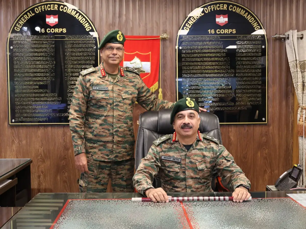 Lieutenant General Mohit Seth takes over as White Knight Corps Commander 