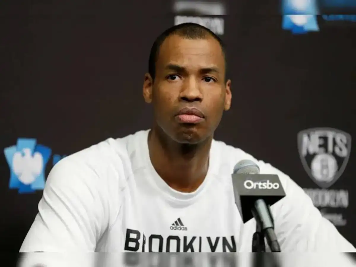 Jason Collins lived in this Los Angeles home for more than 22 years; late NBA star’s $3.75 million property has 4 bedrooms, a pool, two double-height living rooms and mountain views, Inside the 5,000-sq-ft residence 