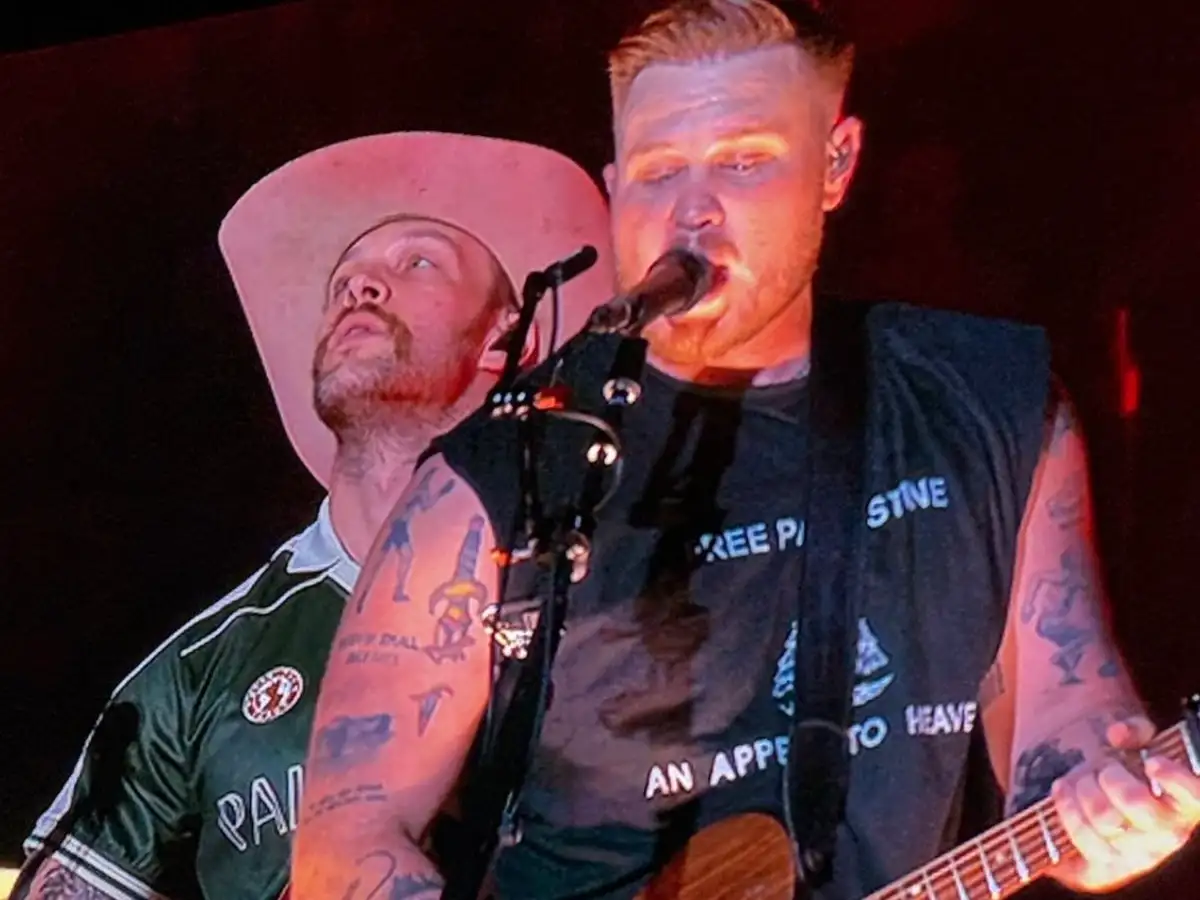 Zach Bryan made a quiet statement with this shirt at the Gillette Stadium concert after the Macklemore controversy- here's what he wore 