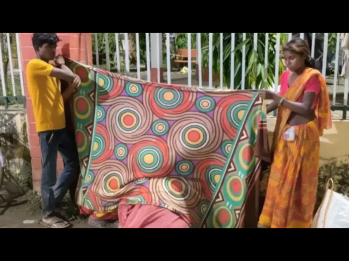 Woman in labour denied hospital admission after being identified as Dalit, forced to deliver baby on roadside outside UP hospital 
