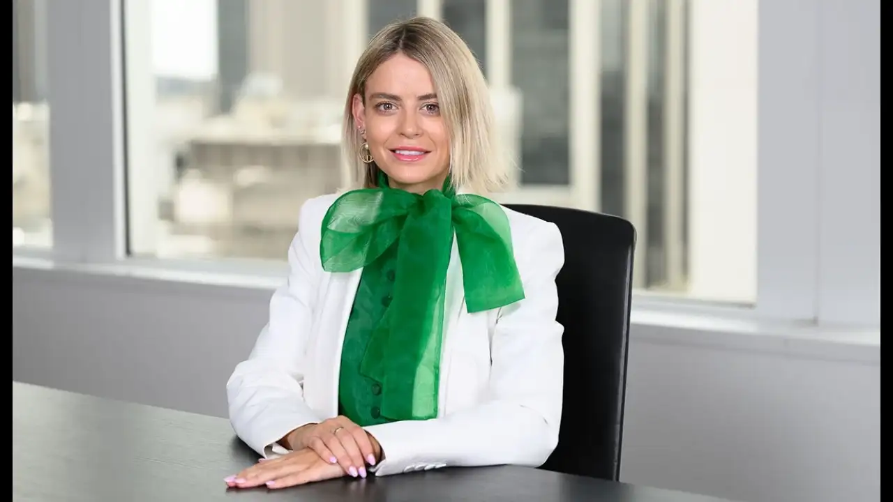 In 2014, an Australian lawyer invested $7,000 of her savings in a fashion side hustle; 3 years later, her brand was worth $23 million 