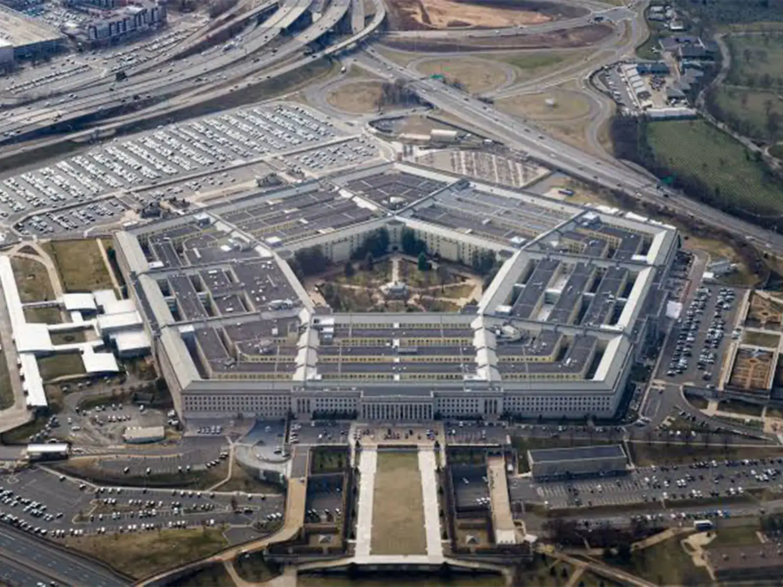 US picks four directed-energy weapons for operational testing against drone threats 
