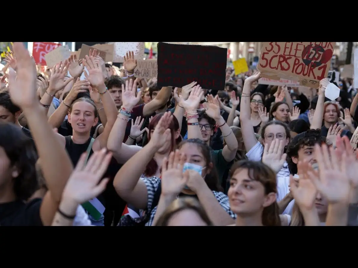 Rats, broken toilets and collapsing ceilings: Why 1,800 French high schools were blocked or closed as 250,000 people took to the streets 