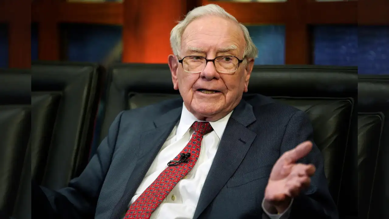 Warren Buffett’s S&amp;P 500 investment advice: How $400 a month in this fund may grow to $820,000 in 30 years 