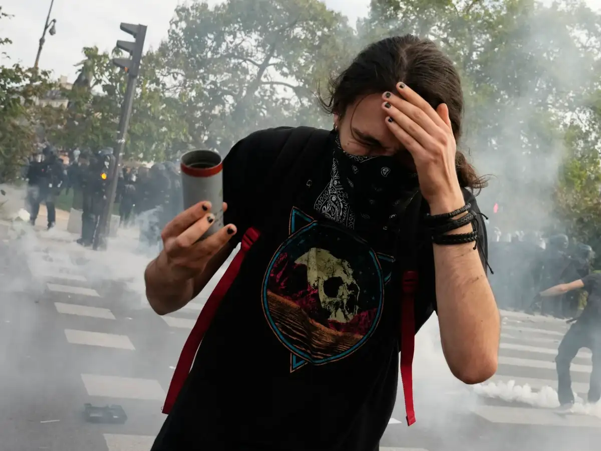 French riot police fire tear gas as more than 2,50,000 join student protests nationwide 