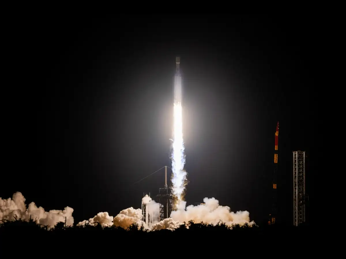 US aviation watchdog looks to streamline rules for commercial space launches 