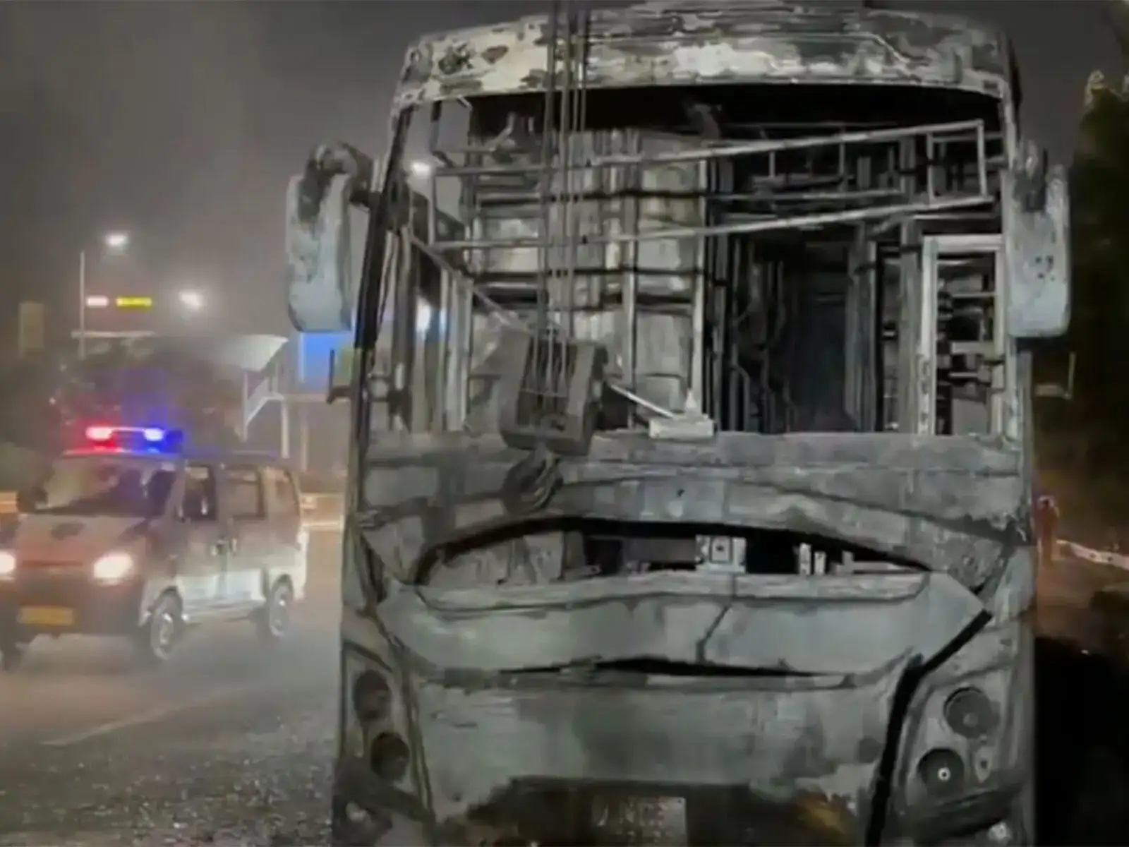 Bus travelling from Delhi to Bihar catches fire in Greater Noida 