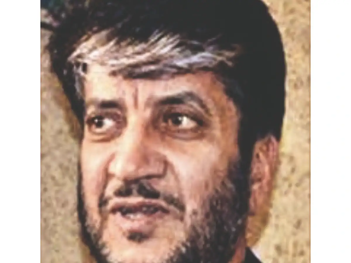 NIA court rejects bail plea of Shabir Shah; Mirwaiz calls it unjust, family to approach J&amp;K High Court 