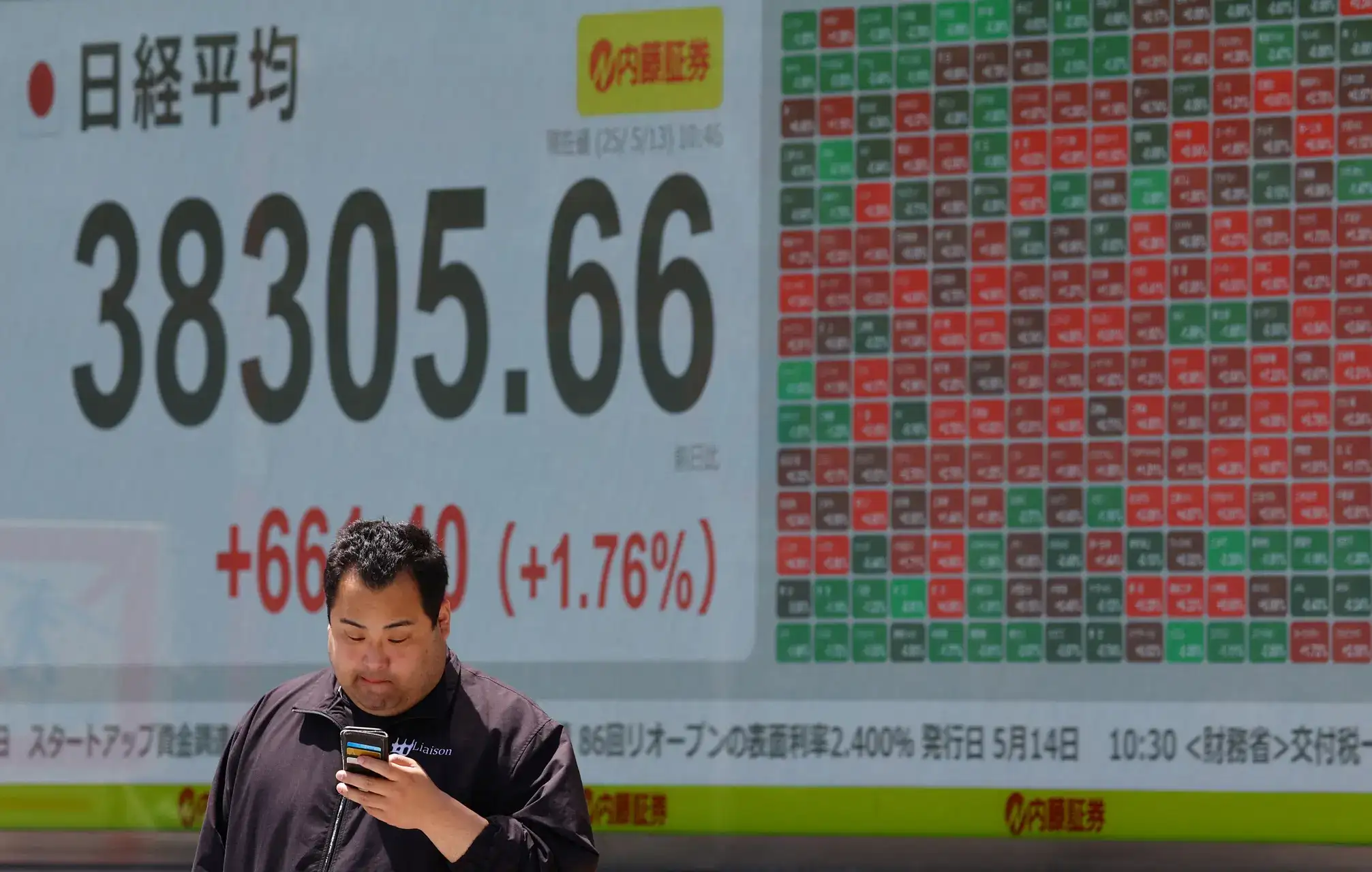 Japanese investors sell foreign bonds for third straight week as Treasury yields jump