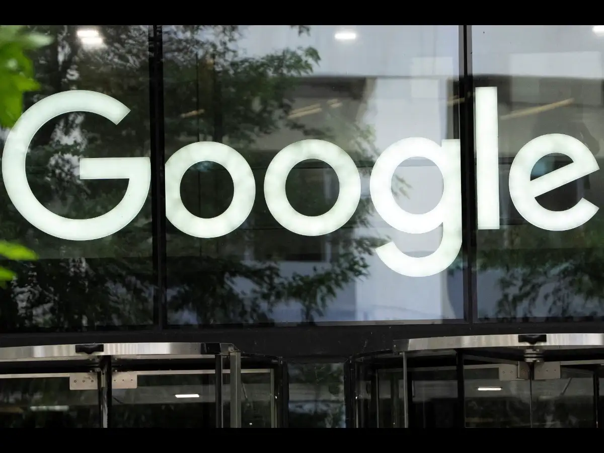 Lawmakers raise alarm at Google plan to acquire Spirit Airlines data for AI models 