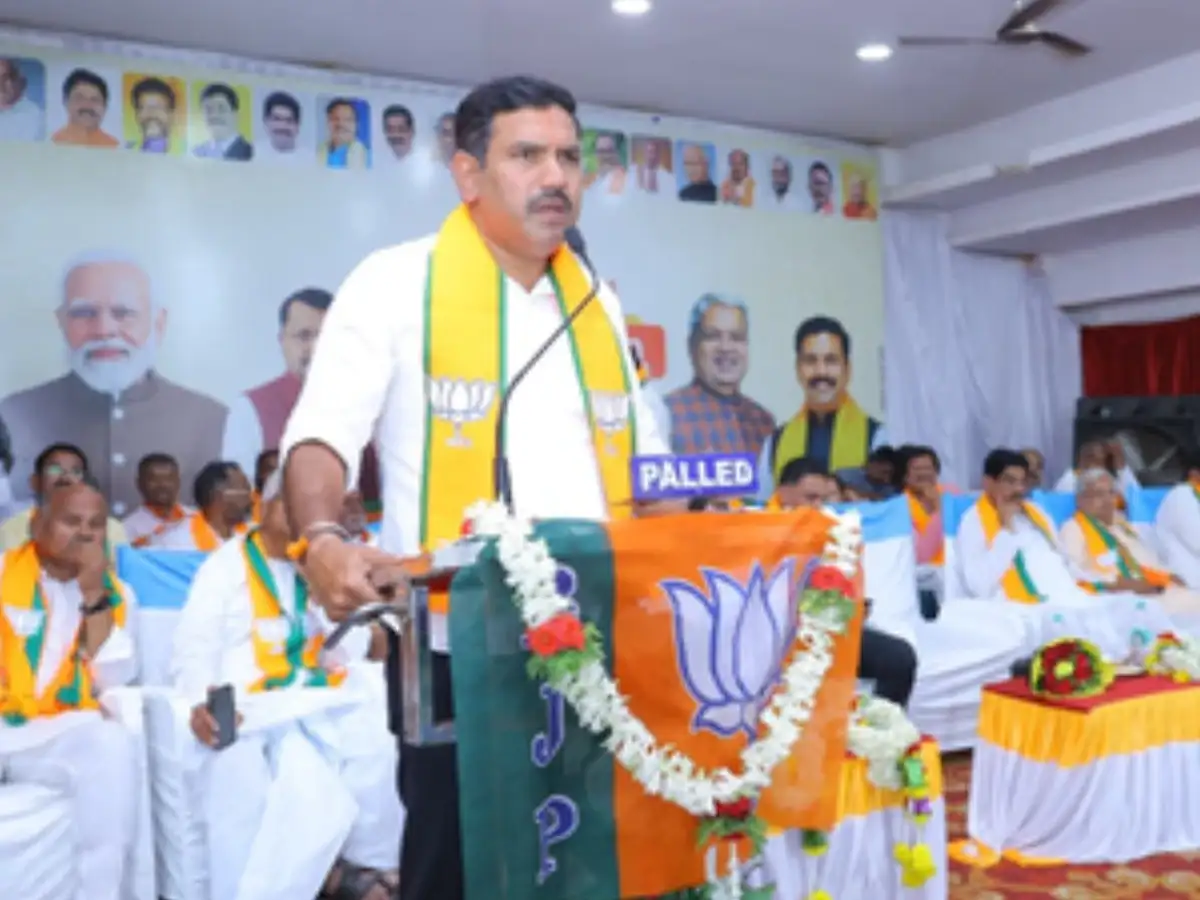 BJP not defending EC on SIR, says Vijayendra; alleges party targeted through FIRs in Karnataka 