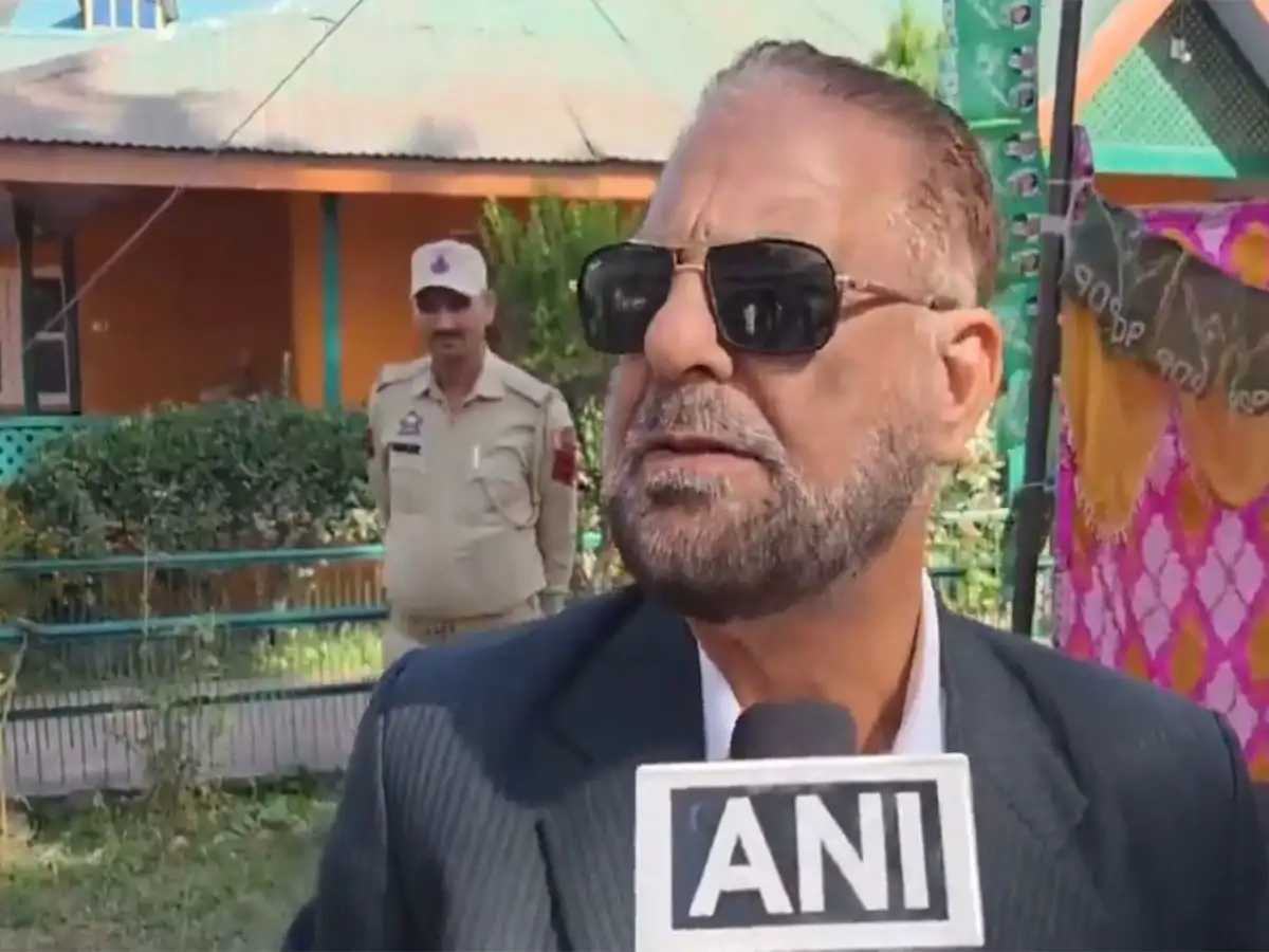 PDP leader terms Burhan Wani 'martyr' in Kishtwar, arrested 