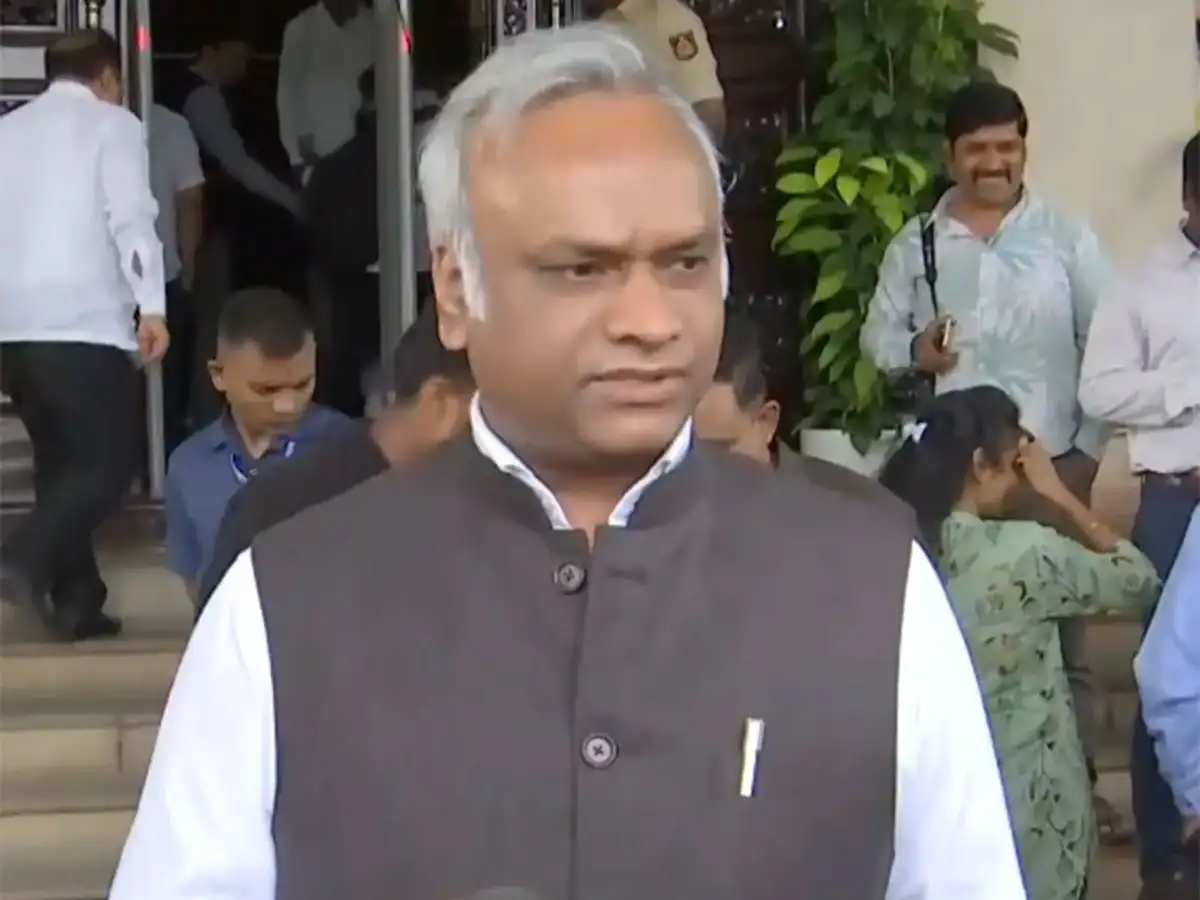 'Where is Gyanesh hiding?':Priyank Kharge targets CEC over electoral roll row, alleges manipulation of Form 6 &amp; 7 