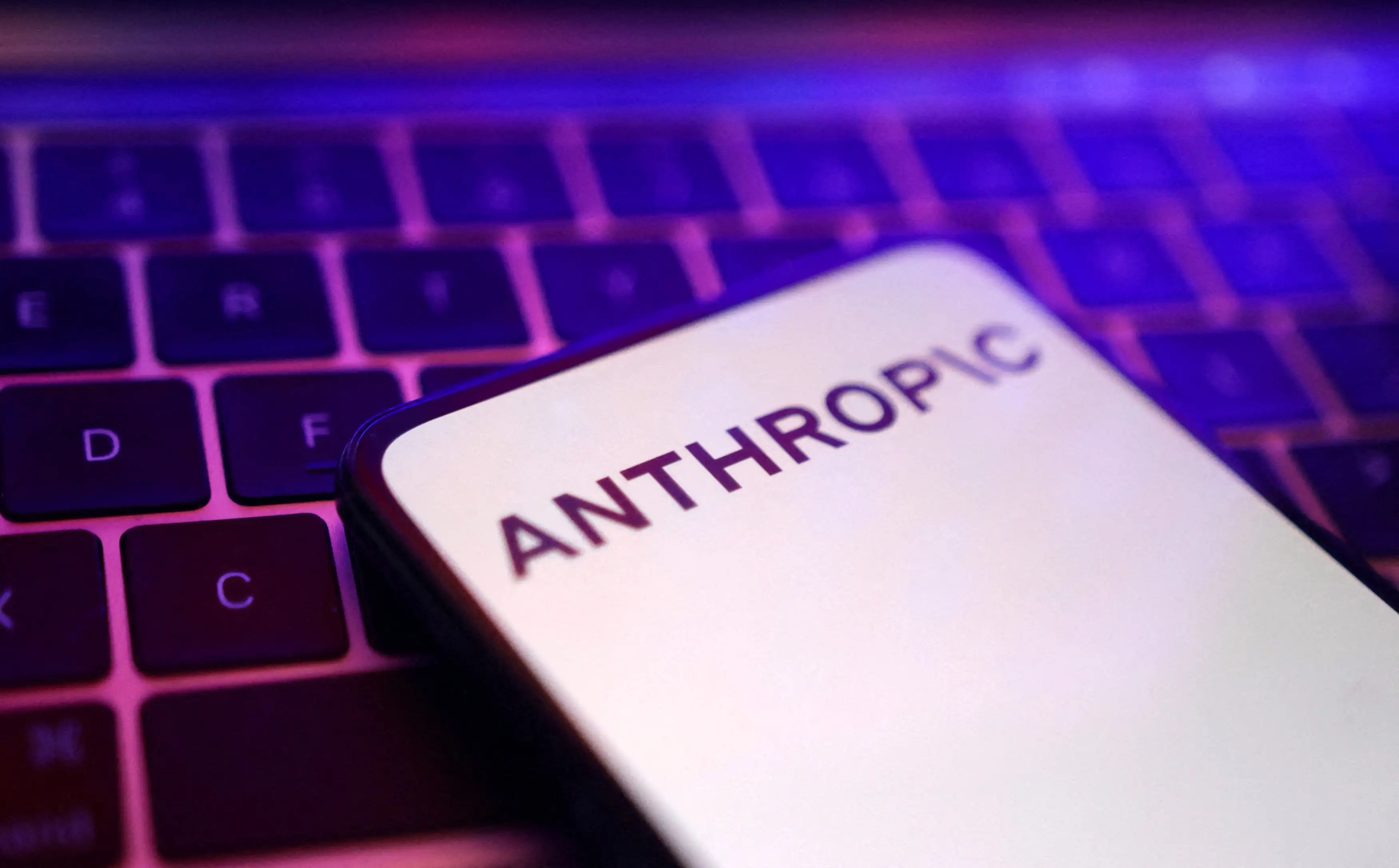 Anthropic AI model submits false homicide tip to police website