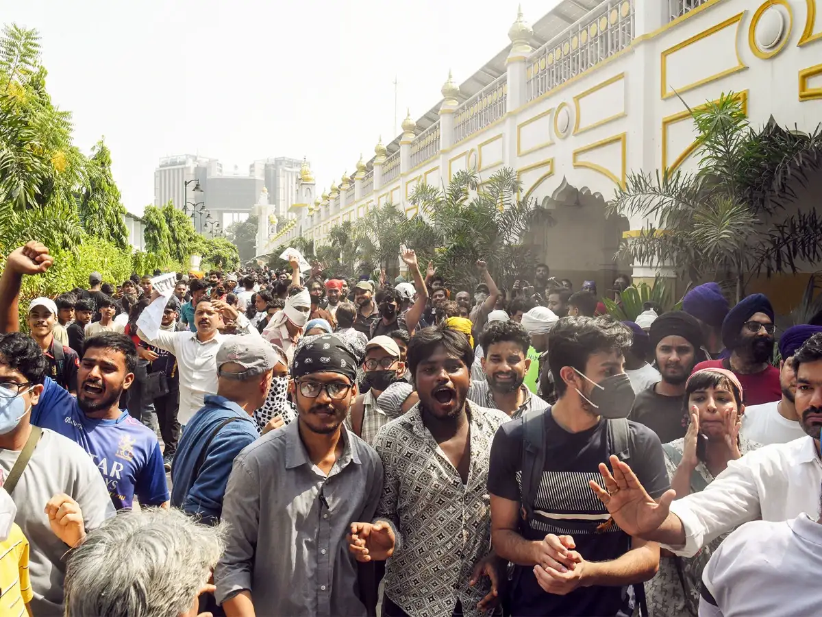 FIR registered over alleged AAP protest near Gurudwara Bangla Sahib, police probe underway 
