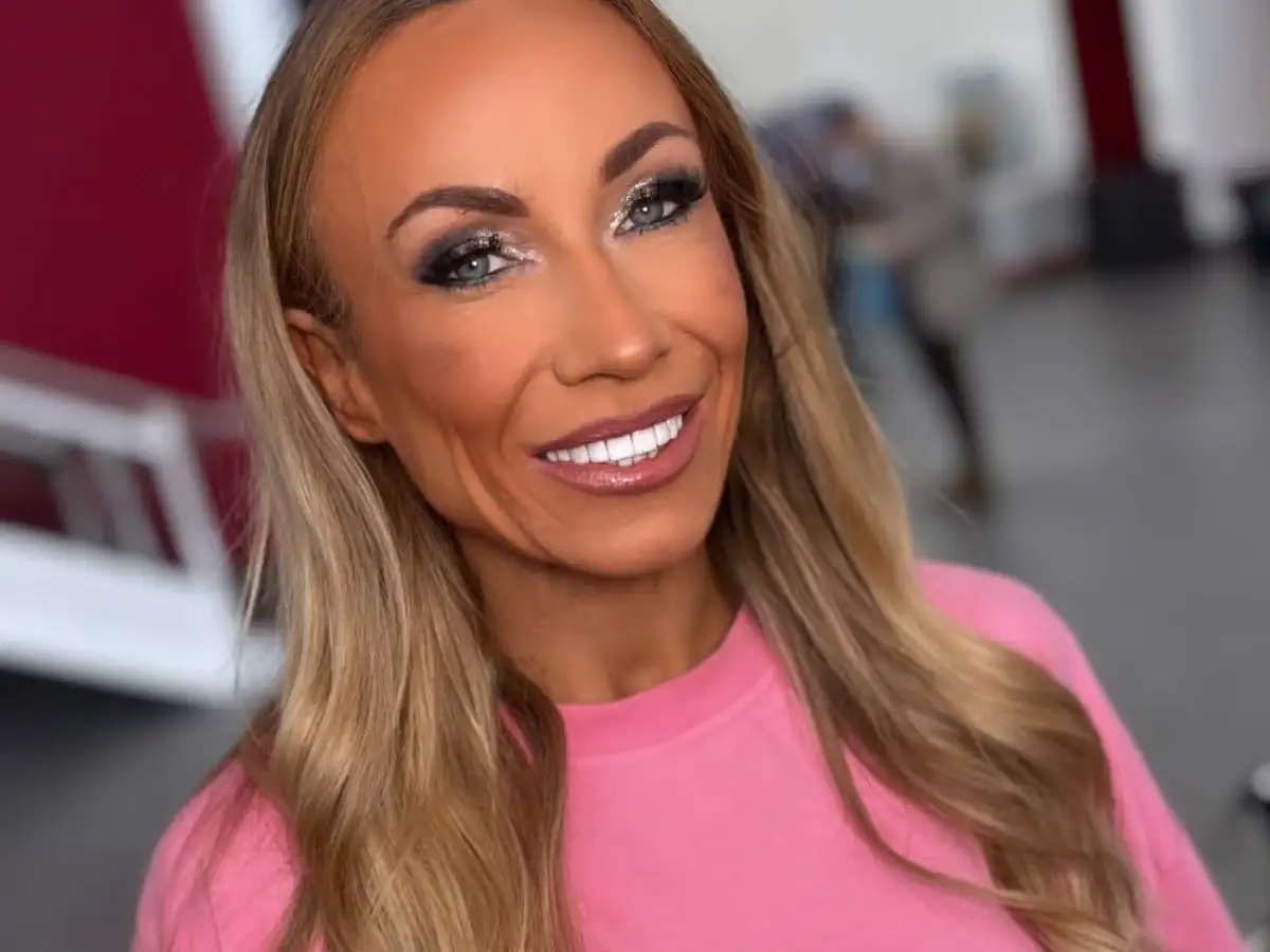 44-year-old mum Danielle Cooper who won 2 British bodybuilding titles shares her fitness secret for women, says 'anyone can do it but...' 
