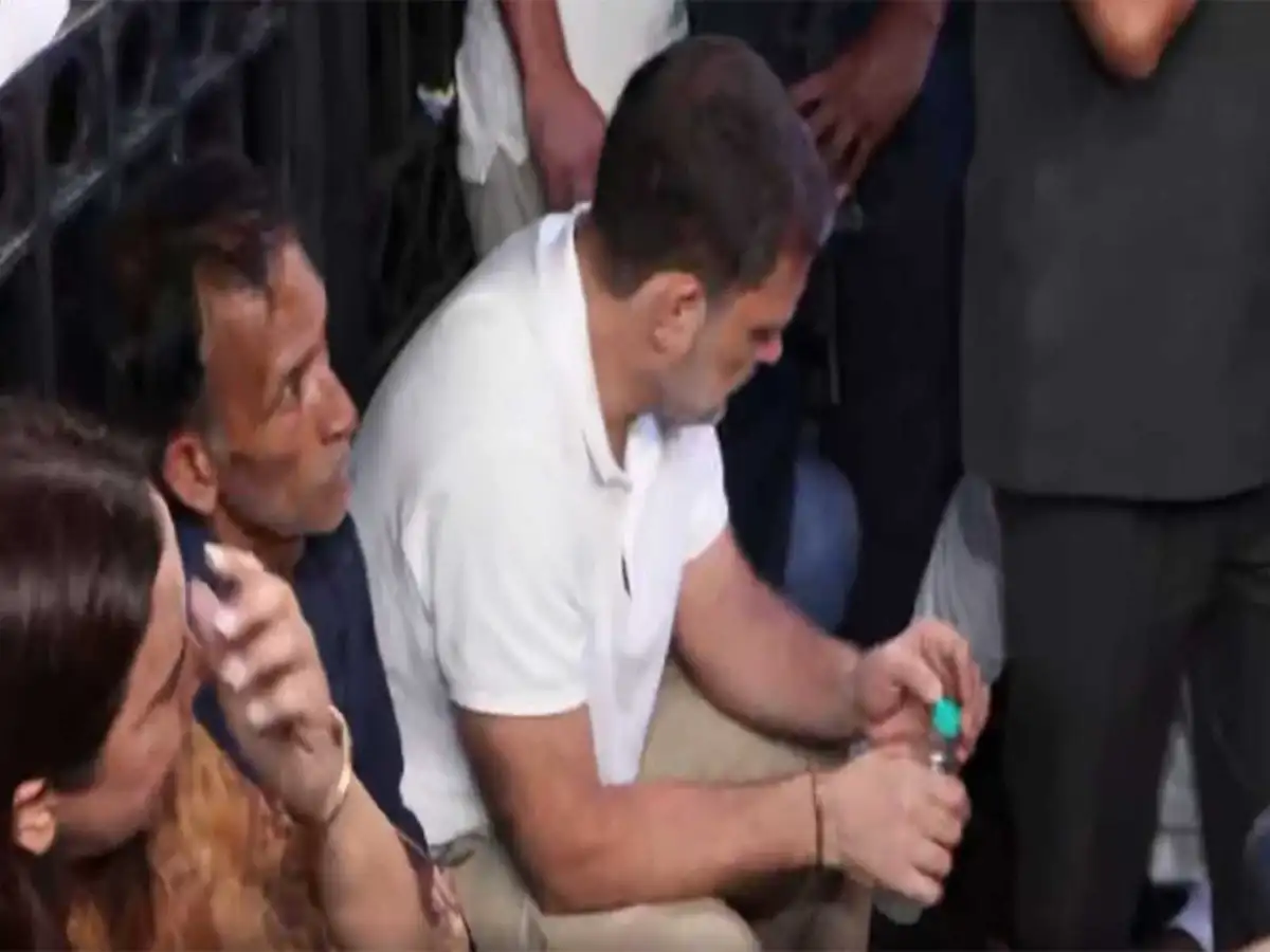 Rahul Gandhi, Priyanka Gandhi meet Ankita Bhandari's parents at India Gate amid protests over Dushyant Kumar Gautam's appointment as Sikkim Governor 