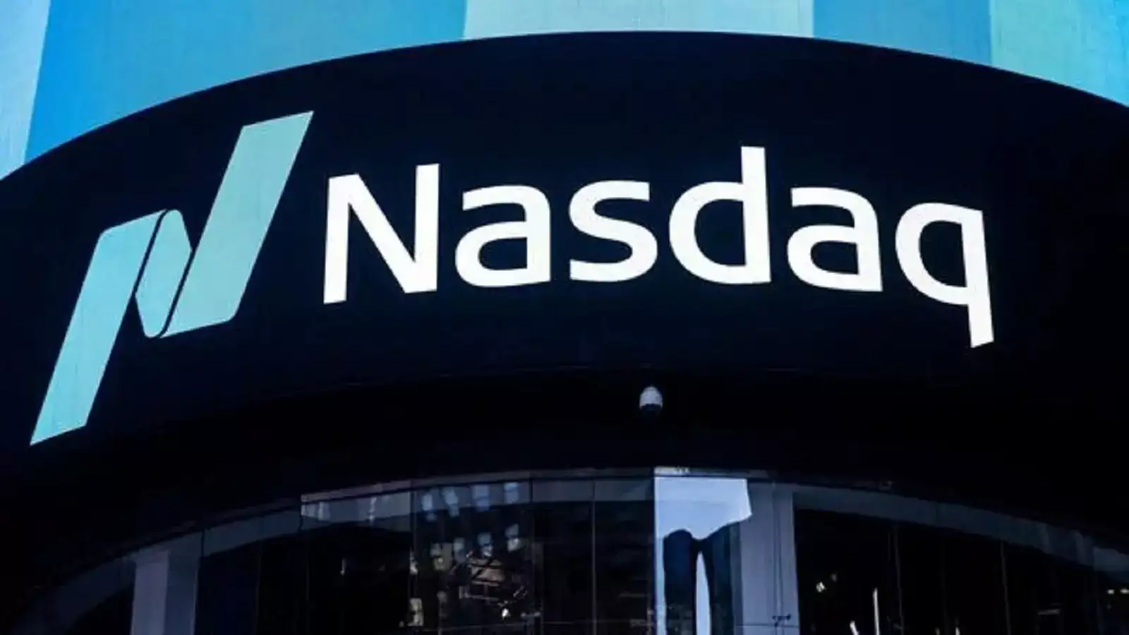 US stocks: Nasdaq ends sharply lower as hot inflation data stirs rate-hike worries